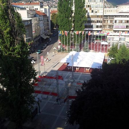 Apartment Drustveni Dom Saraybosna Dış mekan fotoğraf